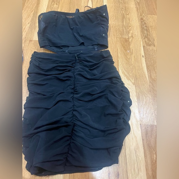 Sparkle mini skirt set - Picture 2 of 2